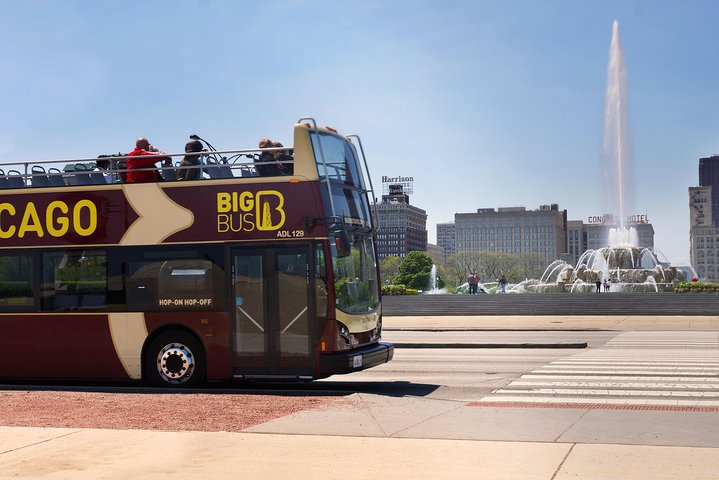 Explore Chicago's iconic sites aboard the Big Bus enjoying stunning views and comfortable seating as you hop on and off at top attractions throughout the city. Create your adventure!